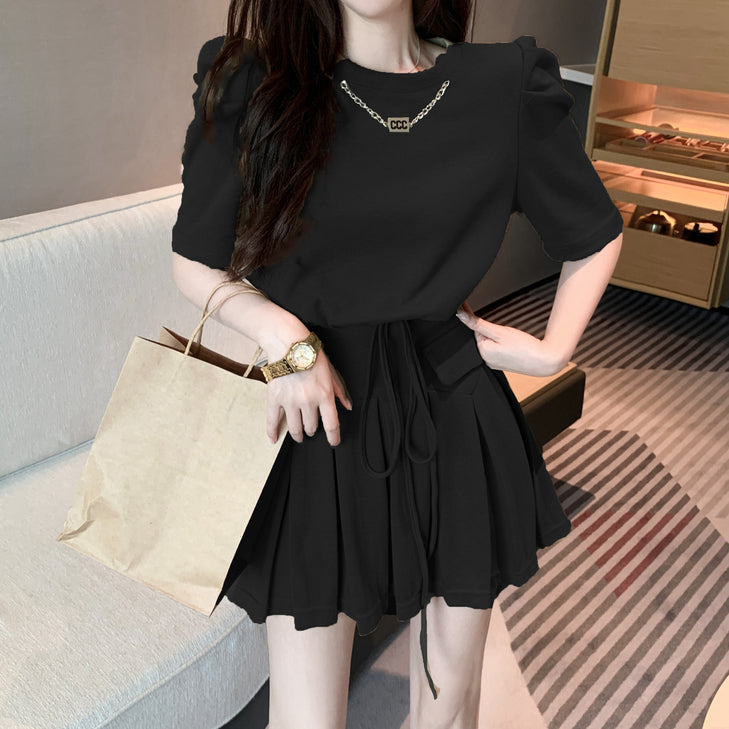 Chain Drawstring Short-Sleeved T-Shirt Pleated Skirt Set