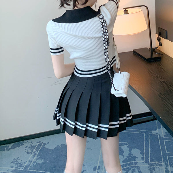 V-Neck Short-Sleeved Knitted Top Pleated Skirt Set