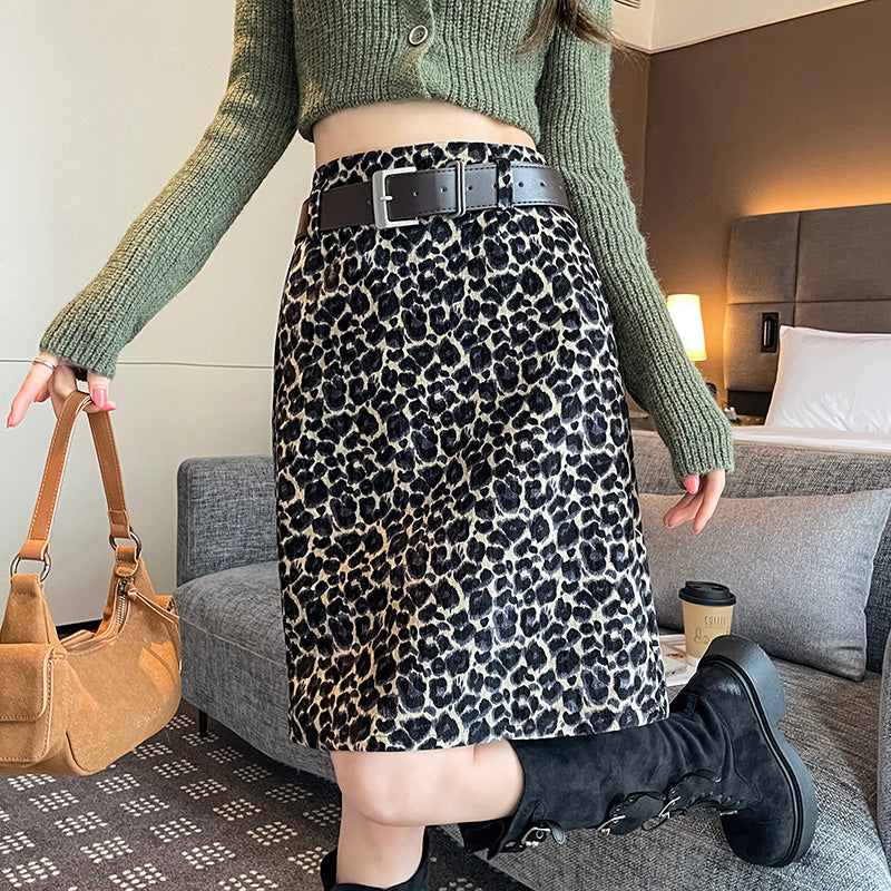 High-Waisted Slimming Leopard Print Mini Skirt