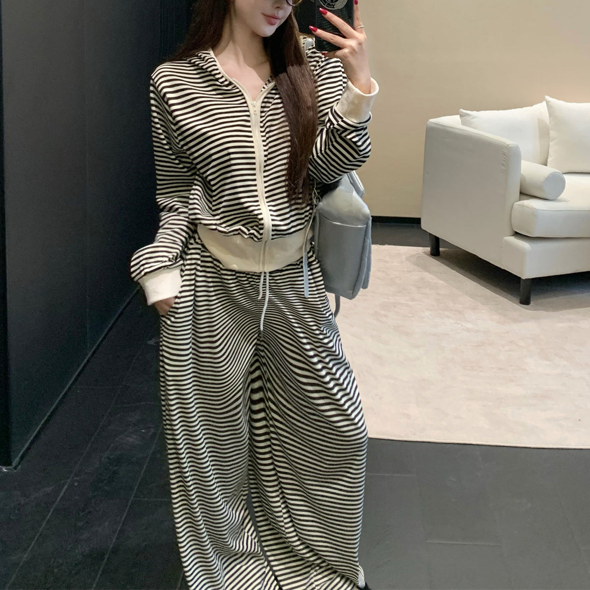 Casual-Chic Two-Piece Set Featuring A Hooded Zip-Up Cardigan And Wide-Leg Trousers