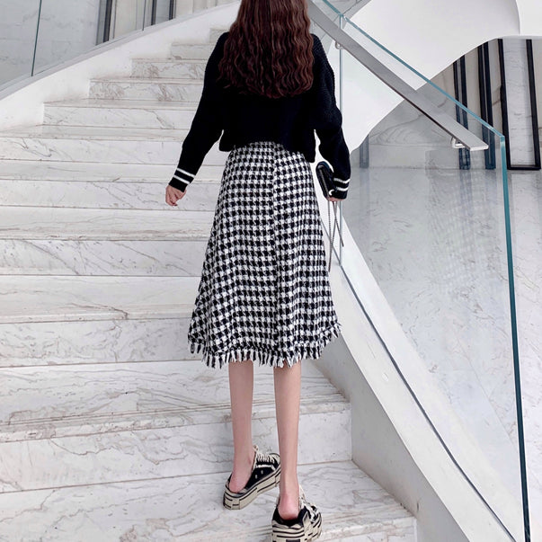 Suit Long-Sleeved Knitted Sweater Woolen Skirt