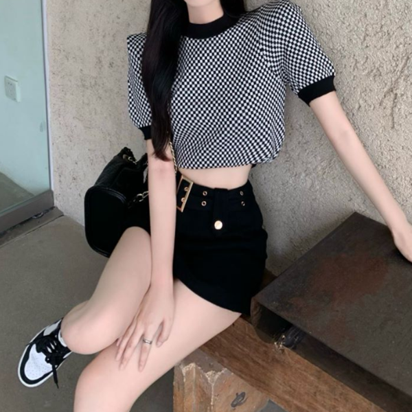 Plaid Short Sleeve T-Shirt Black Belt Skirt Suit