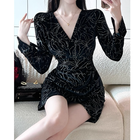 Velvet Irregular V-Neck Black Bodycon Dress