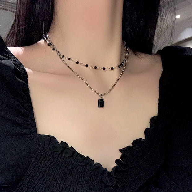 Black hazel beaded double layer necklace