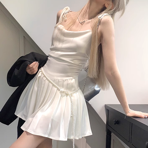 Pearl Belt Pleated Slim Slip Dress