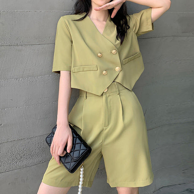 Short-sleeved v-neck suit jacket top wide-leg shorts set