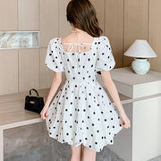 White polka dot puff sleeve sweet dress