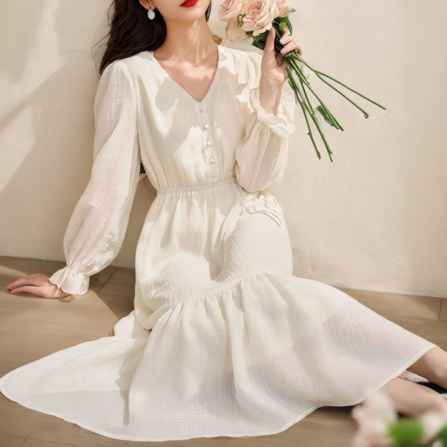 Lace Long-Sleeved V-Neck Fitted White Dress