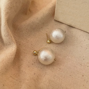 Cotton Pearl Temperament Fashion Retro Earrings