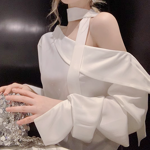 One-shoulder halter neck ribbon white shirt