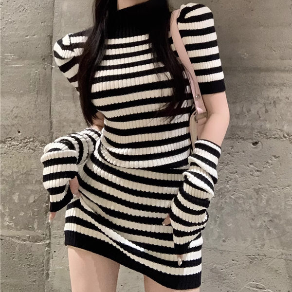 Mock Neck Striped Slim Sleeve Knit Dress