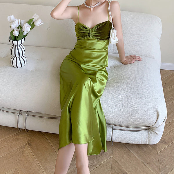 High-Waisted Slim-Fitting Green Suspender Dress