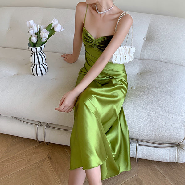 High-Waisted Slim-Fitting Green Suspender Dress