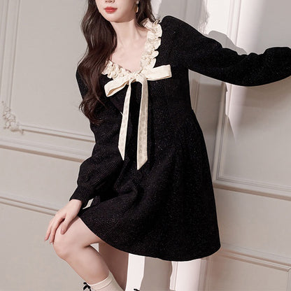 Hepburn Style Black V-Neck Bow Knitted Dress