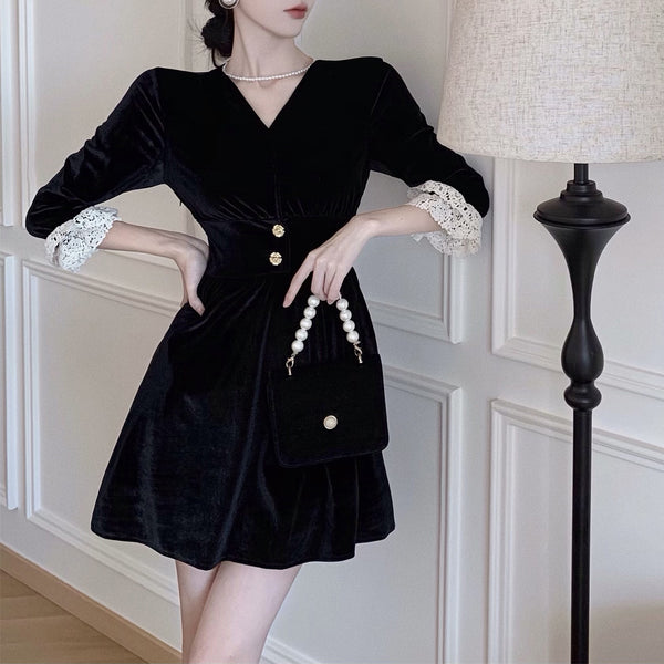 Elegant V-Neck Velvet Splicing Lace Waist Dress
