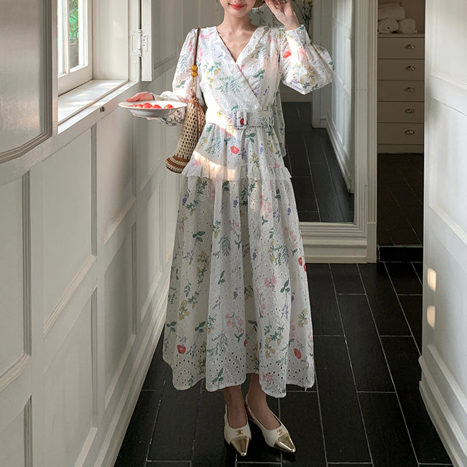 French-Style Tea Break V-Neck Floral Dress With Belt