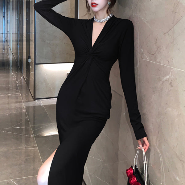 Fashionable V-Neck Knitted Long-Sleeved Dress