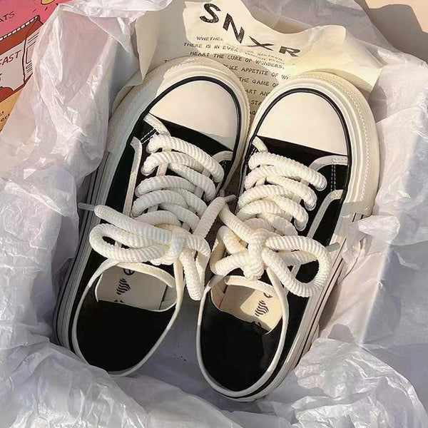 Thick-Soled Heightened Casual Sports Canvas Shoes