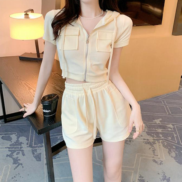 Zipper hooded slim top elasticated waist shorts set