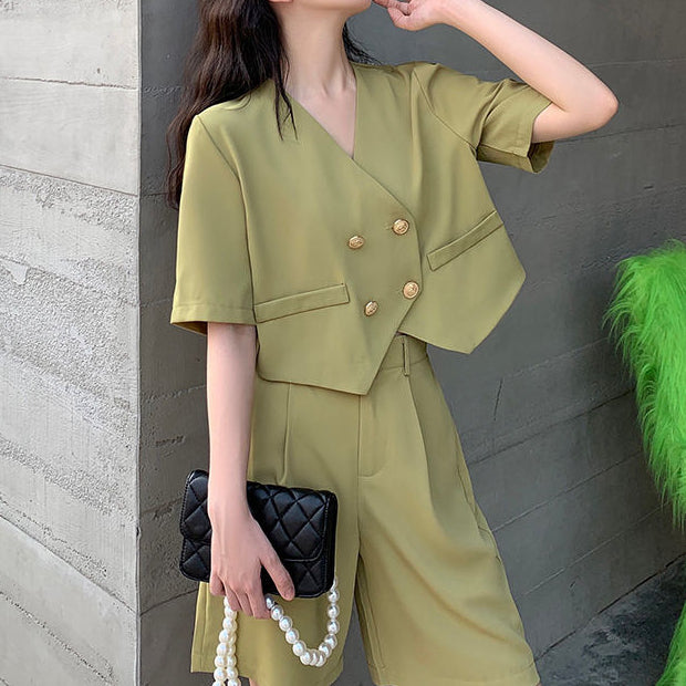 Short-sleeved v-neck suit jacket top wide-leg shorts set