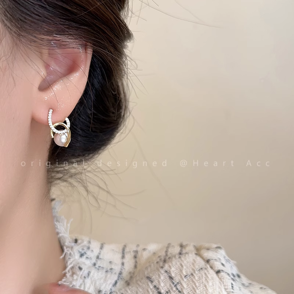 Letter Double C Pearl Zircon Exquisite Earrings