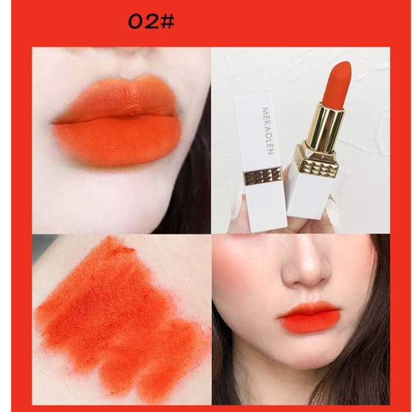 Moisturizing Long-Lasting Color Boosting Lipstick