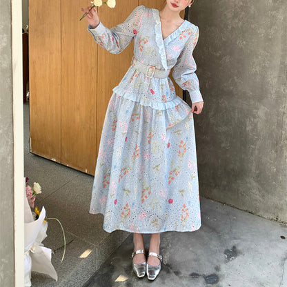 French-Style Tea Break V-Neck Floral Dress With Belt