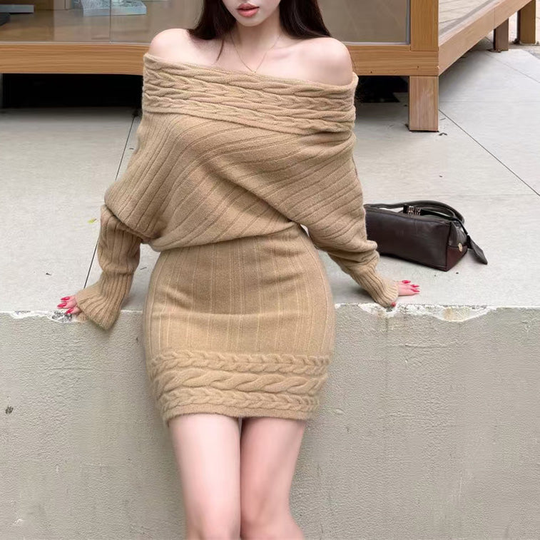 Loose-Fit Stretchy Knit Dress