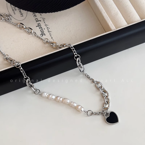 Black Love Pearl Necklace Versatile Sweater Chain