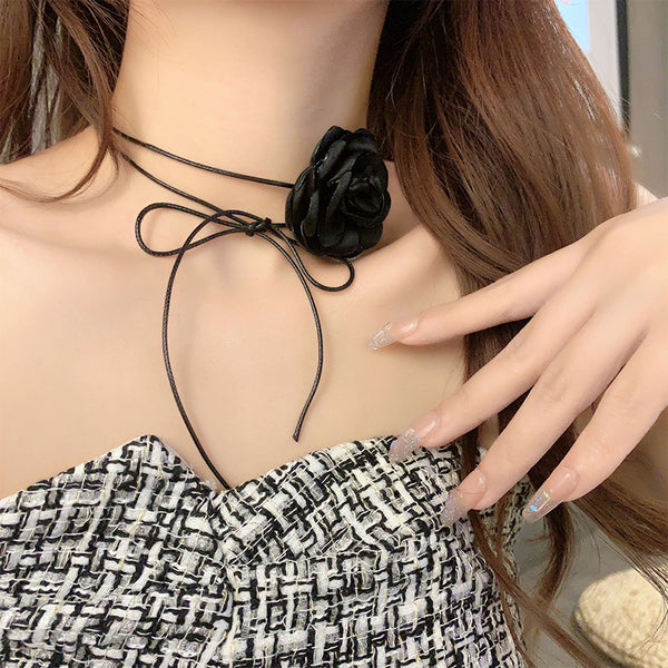 Three-Dimensional Camellia Tie Necklace
