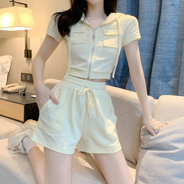 Zipper hooded slim top elasticated waist shorts set