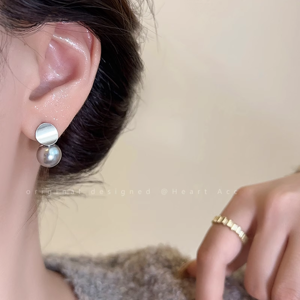 Retro Pearl Love Stud Earrings Ear Accessories