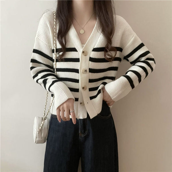 70%  Knit Cardigan Coat Sweater V-Neck Top