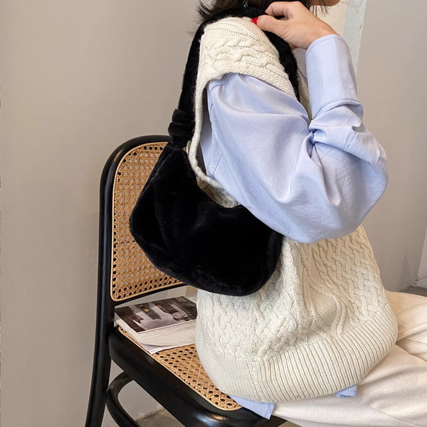 Furry Fashionable One-Shoulder Armpit Plush Versatile Hand Bag