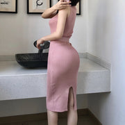 Sleeveless belted button slit stretch-knit dress