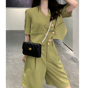 Short-sleeved v-neck suit jacket top wide-leg shorts set