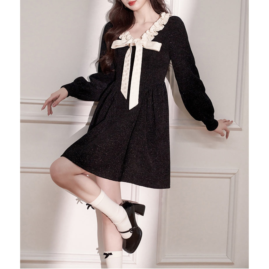 Hepburn Style Black V-Neck Bow Knitted Dress