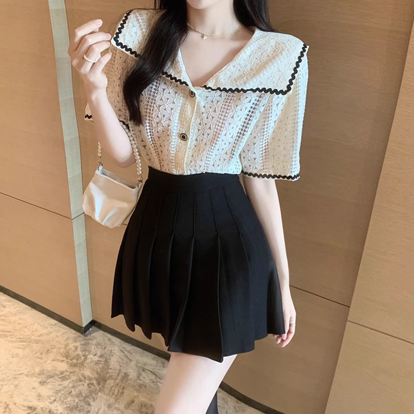 Large Lapel Lace Shirt Top Pleated Short Skirt Set