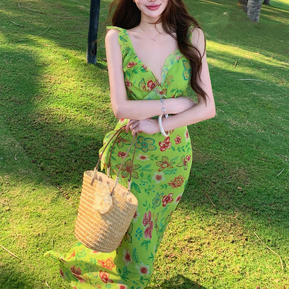 Summer Vacation Style V-Neck Floral Spaghetti Strap Dress