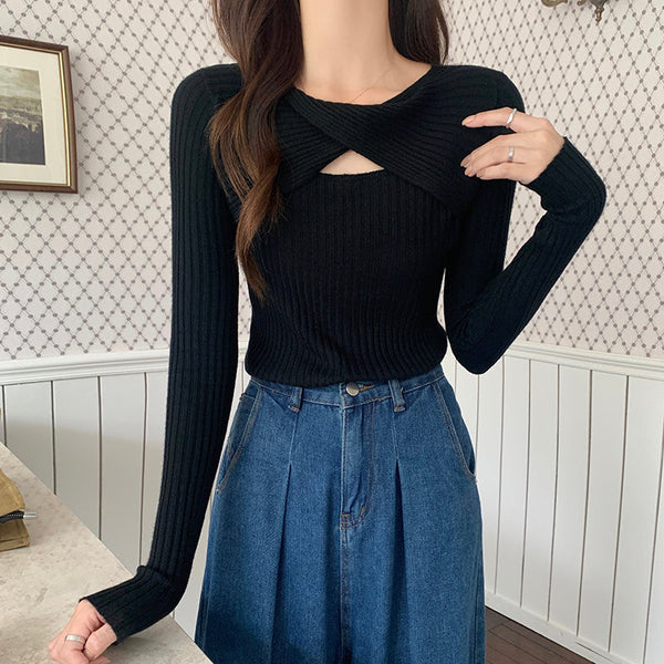 70% Stretch Cutout Long Sleeve Slim Fit Knit Top