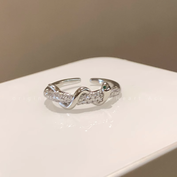 Snake-Shaped Opening Adjustable Index Finger Exquisite Ring