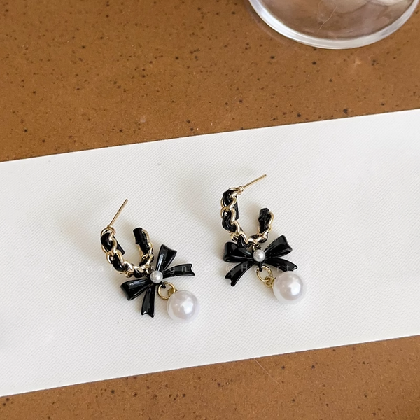 Bow Pearls Temperament Personalized Exquisite Earrings