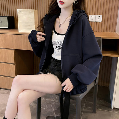 Loose-Fitting And Stylish Hooded Sweatshirt