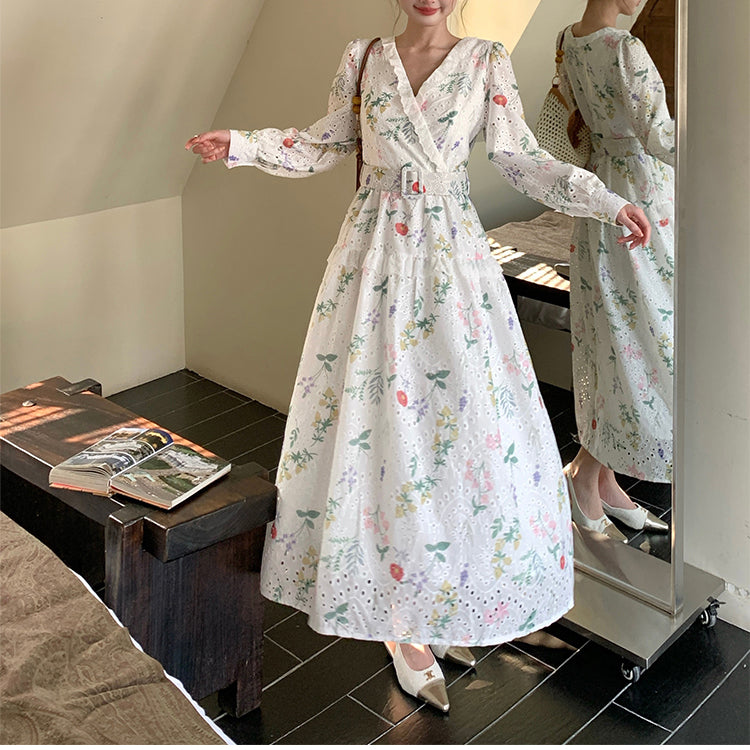 French-Style Tea Break V-Neck Floral Dress With Belt