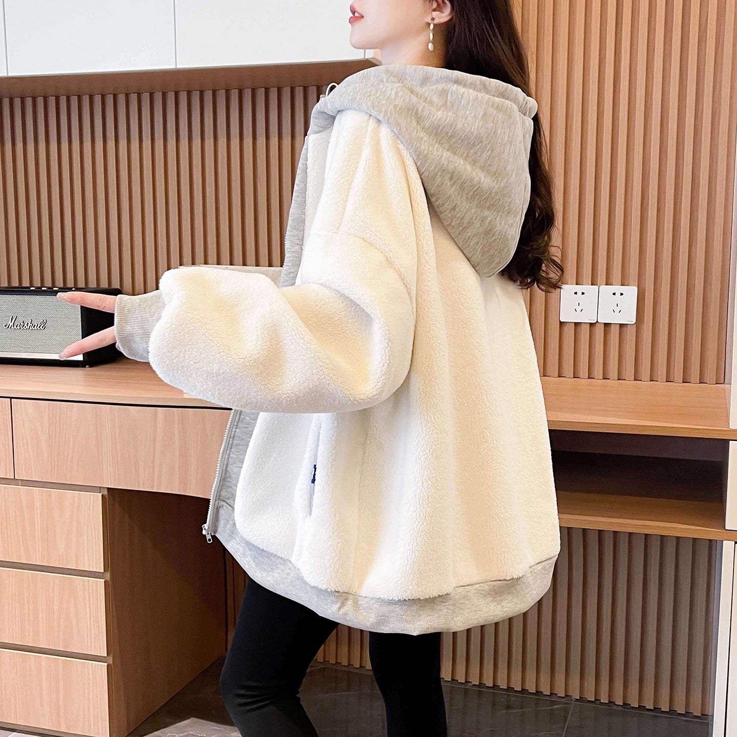 Fleece-Lined And Thickened Hooded Jacket