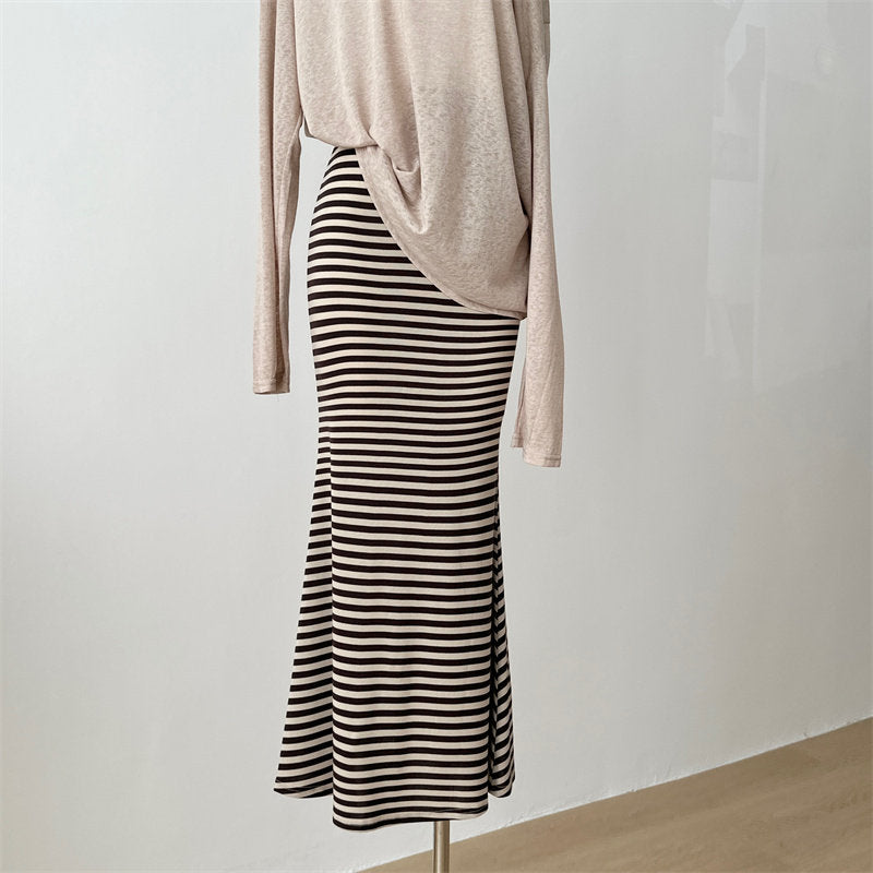 Loose Long-Sleeve Top And Striped Fishtail Skirt Set