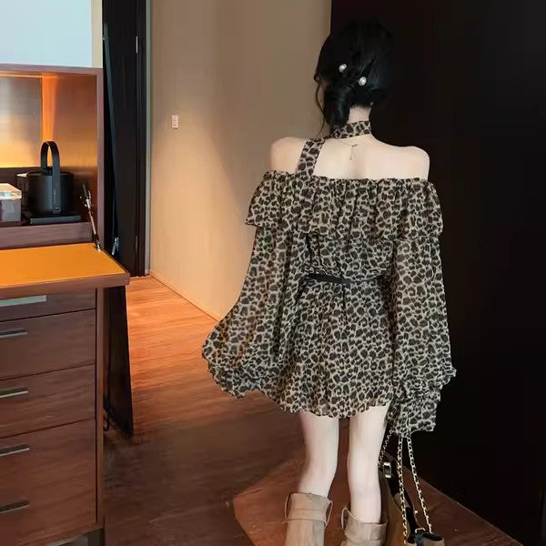 Retro Sexy Leopard Print Off-Shoulder T-Shirt With Belt