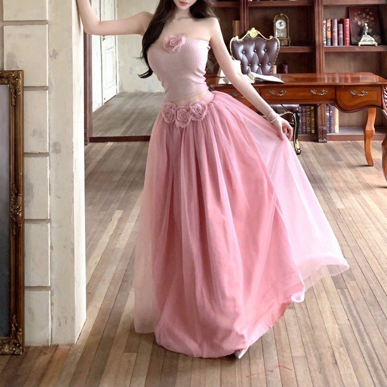 Sweet And Elegant Strapless Crop Top And High-Waisted Loose Mesh Skirt Set