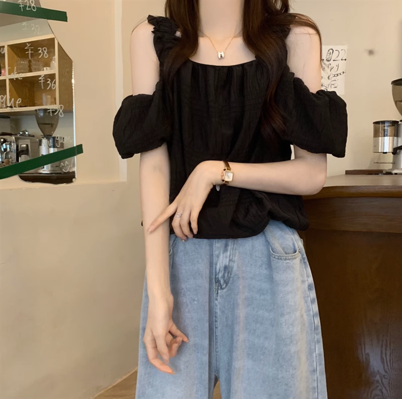 Chic Pink Off-the-Shoulder Puff-Sleeve Blouse
