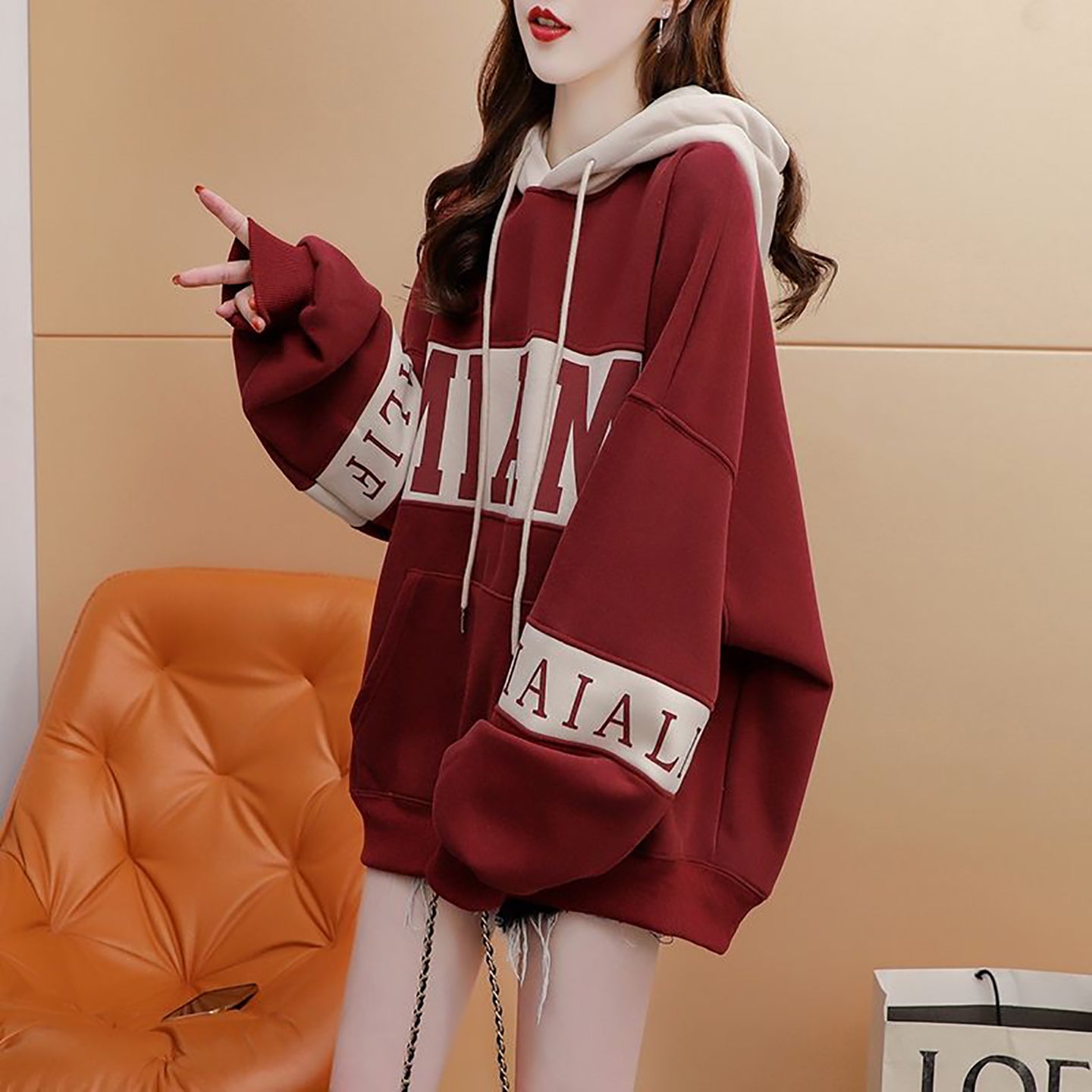 Stylish And Relaxed Color-Blocked Hoodie